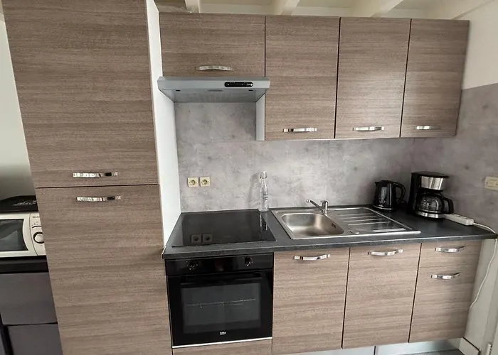 Maison Avec A Pied